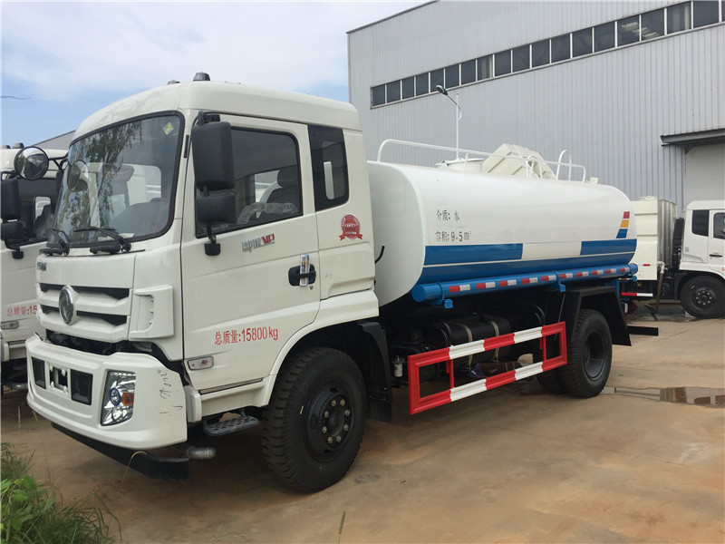 灑 水 車(chē)13.jpg